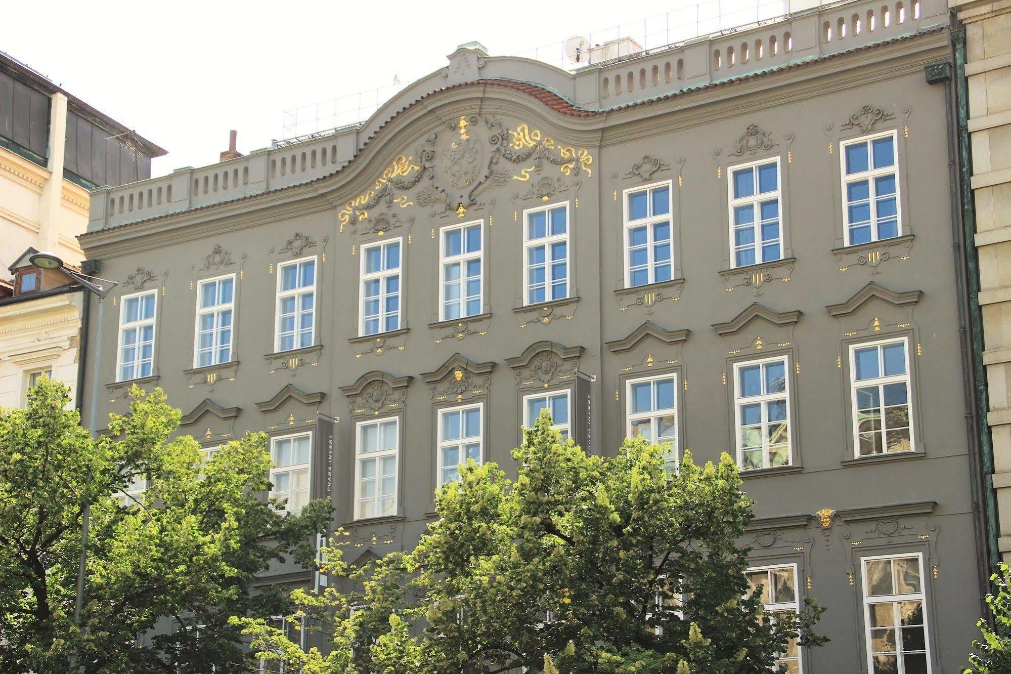 Picasso Apartments Прага Экстерьер фото